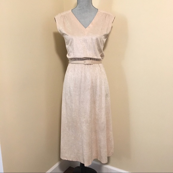 Vintage Creamy Beige Dress with matching belt